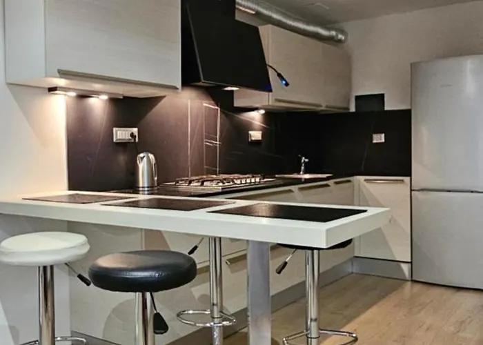 B&B Il Cortiletto 2 칼로지오코르테